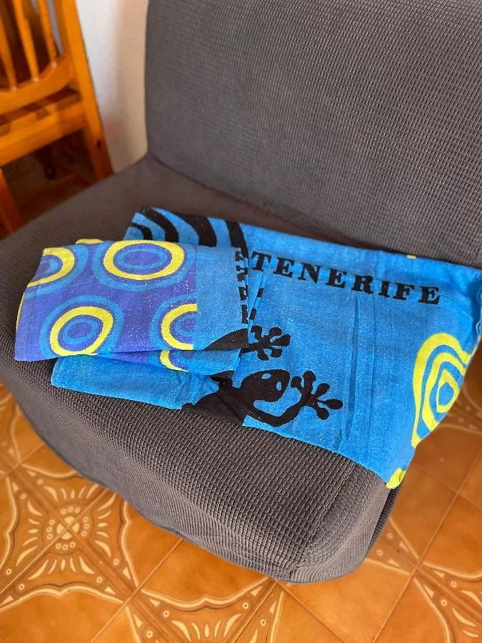 Sunny 2-Bedroom Apartment In Parque Santiago II 美洲海滩